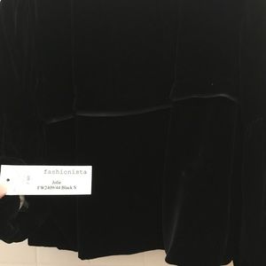 Cropped Velvet Jacket, Black, Fashionista.